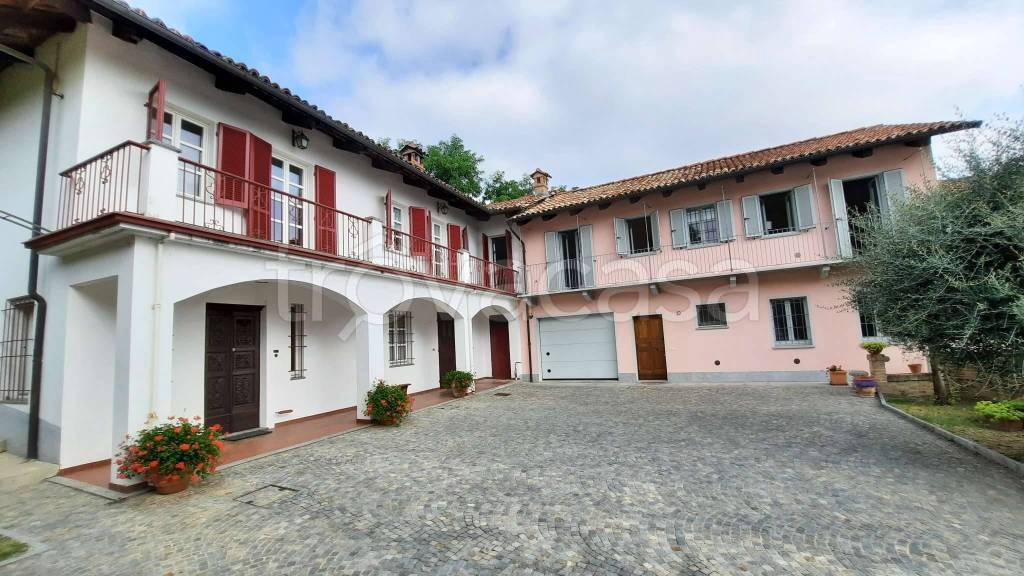 casa indipendente in vendita a Guarene