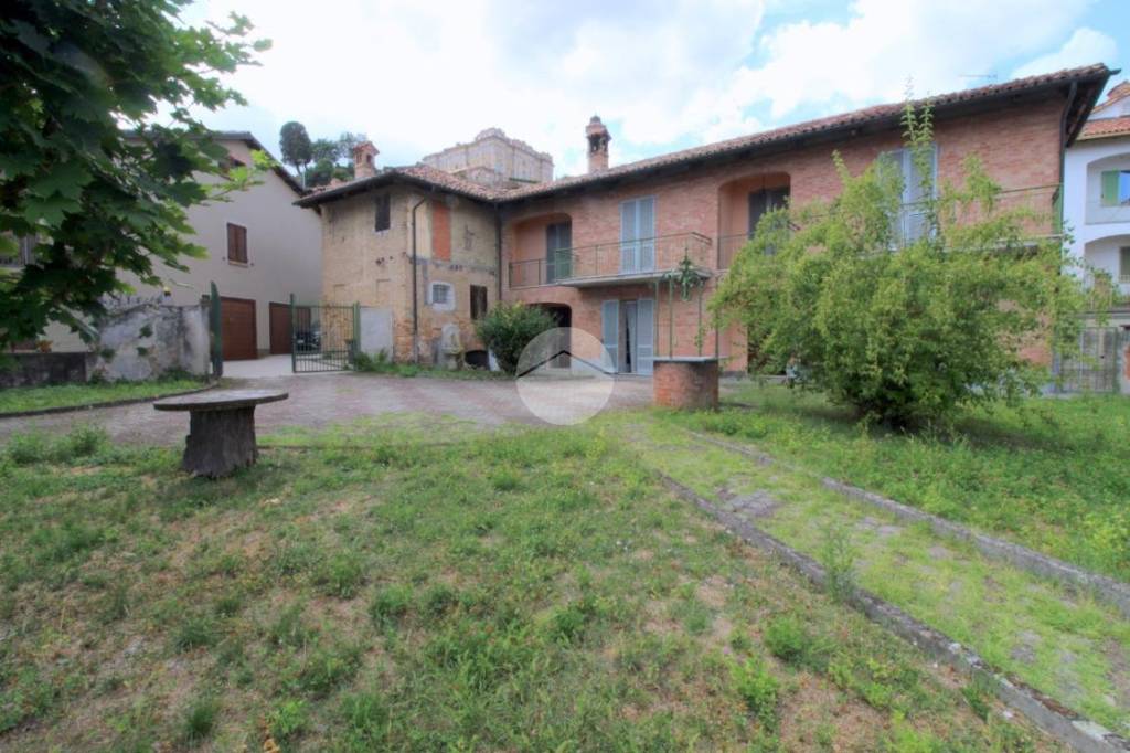 casa indipendente in vendita a Guarene
