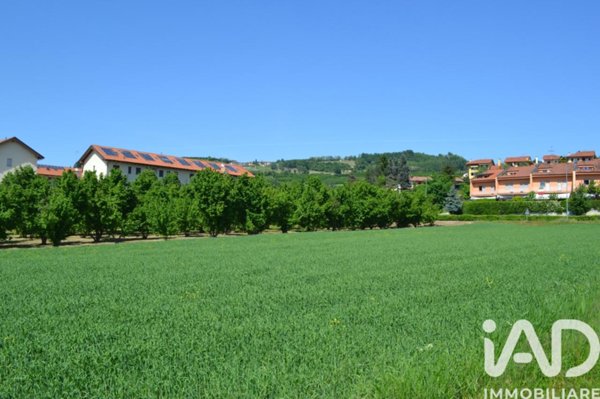 negozio in vendita a Guarene