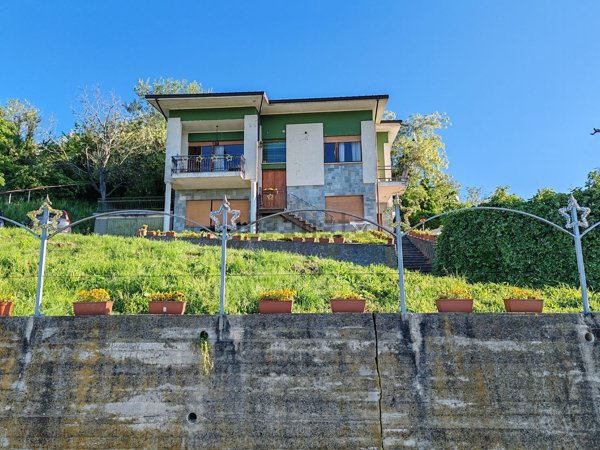 casa indipendente in vendita a Guarene