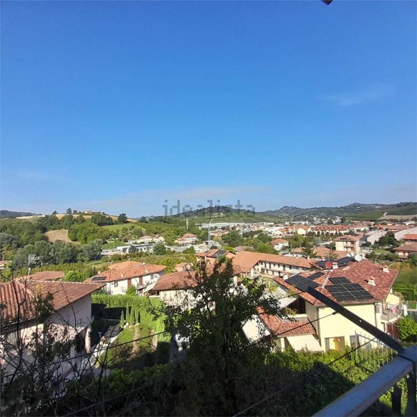 casa indipendente in vendita a Guarene