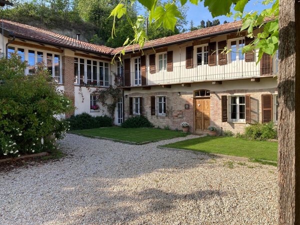 casa indipendente in vendita a Guarene