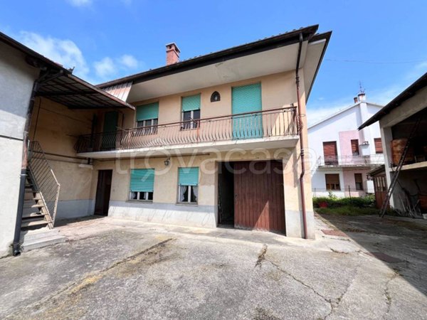 casa indipendente in vendita a Lagnasco