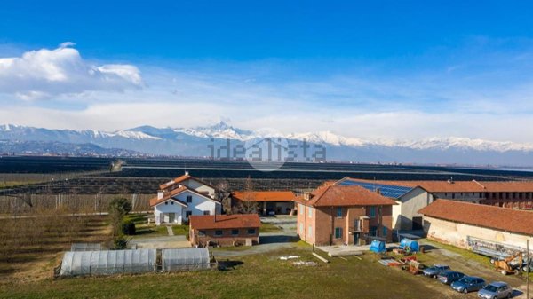 casa indipendente in vendita a Lagnasco
