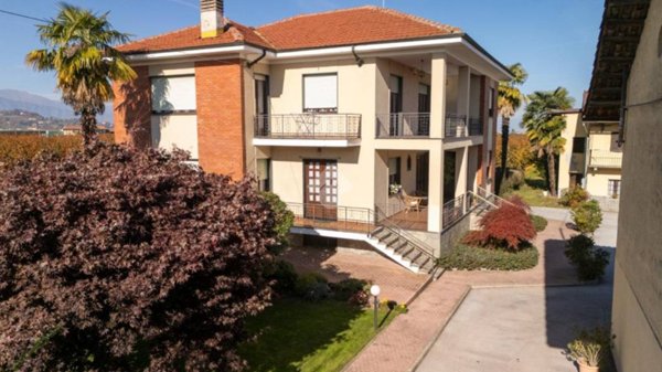 casa indipendente in vendita a Lagnasco