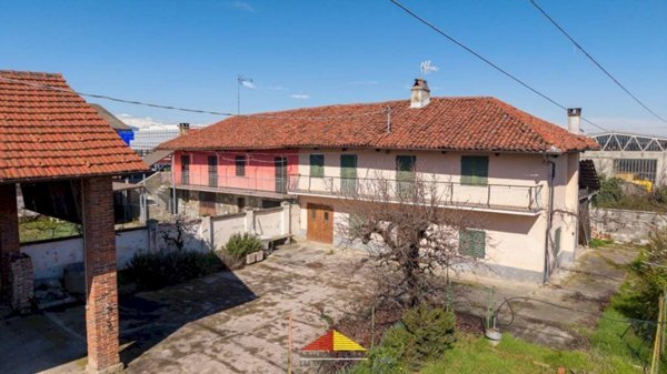 casa indipendente in vendita a Lagnasco