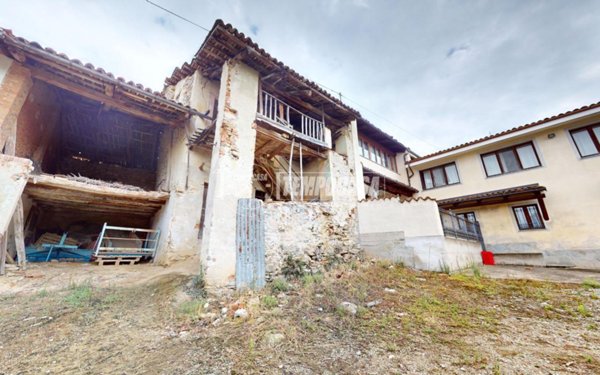 casa indipendente in vendita a La Morra in zona Berri