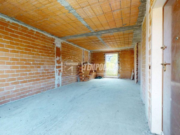 casa indipendente in vendita a La Morra