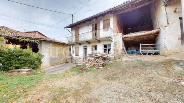 casa indipendente in vendita a La Morra in zona Berri