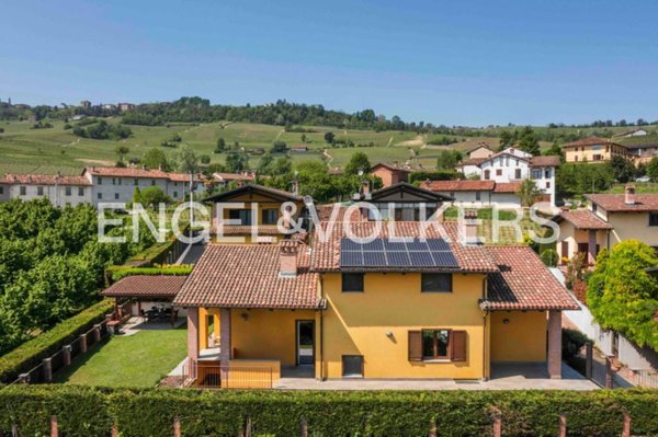 casa indipendente in vendita a La Morra in zona Santa Maria
