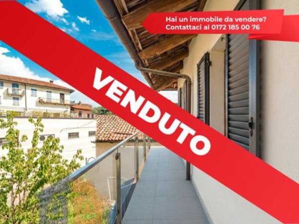 casa indipendente in vendita a La Morra