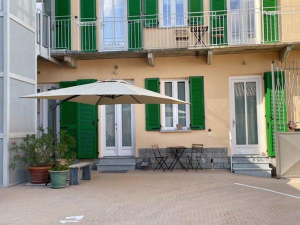 casa indipendente in vendita a La Morra