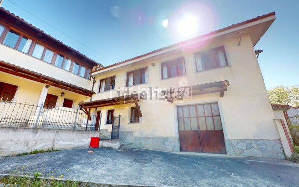 appartamento in vendita a La Morra in zona Berri