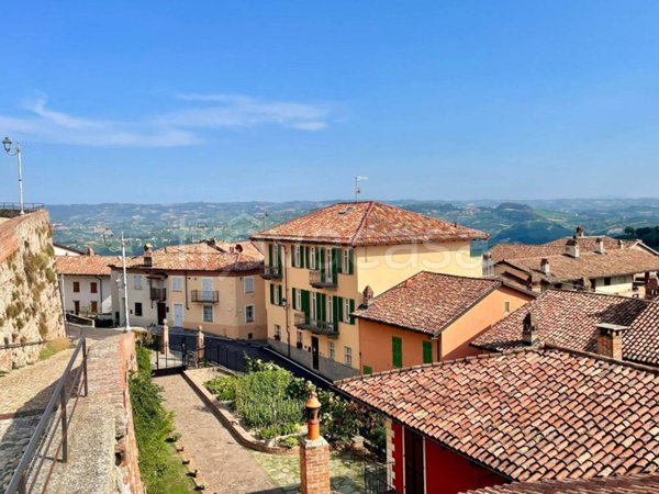 casa indipendente in vendita a La Morra