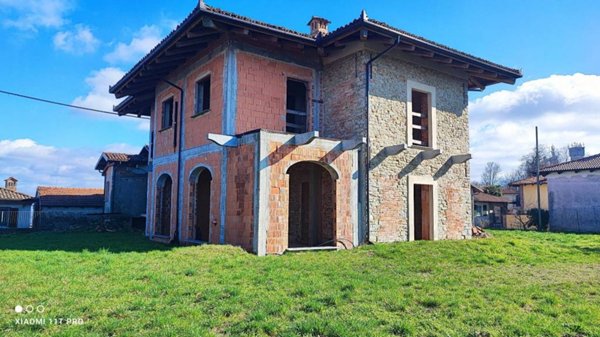 casa indipendente in vendita a Lequio Berria