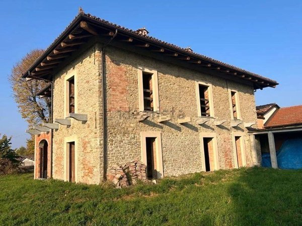 casa indipendente in vendita a Lequio Berria