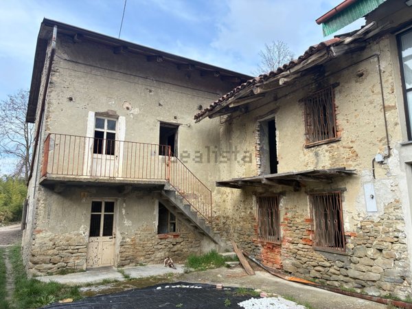 casale in vendita a Lequio Berria