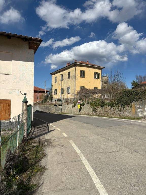 casa indipendente in vendita a Lequio Berria