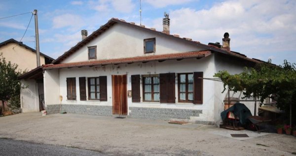 casa indipendente in vendita a Lequio Berria