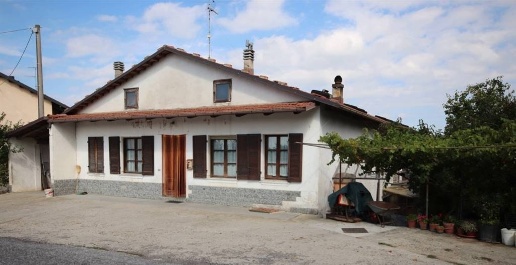 casa indipendente in vendita a Lequio Berria