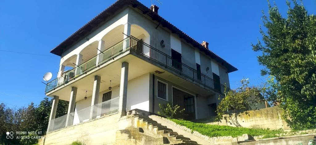 casa indipendente in vendita a Lequio Tanaro
