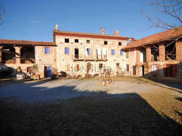 casale in vendita a Lequio Tanaro