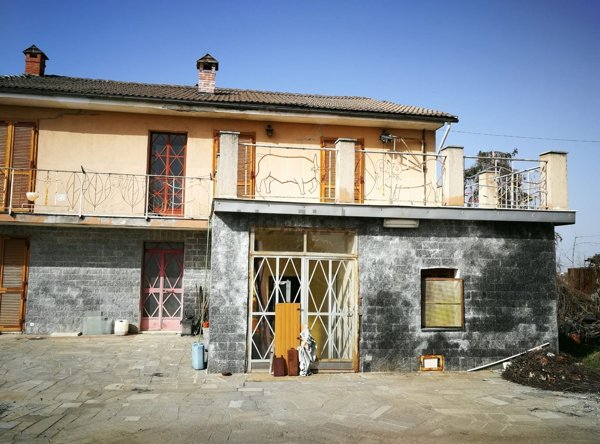 casa indipendente in vendita a Lequio Tanaro