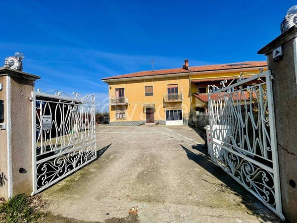 casa indipendente in vendita a Lequio Tanaro