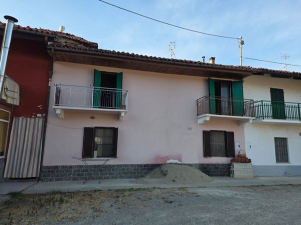 casa indipendente in vendita a Lequio Tanaro