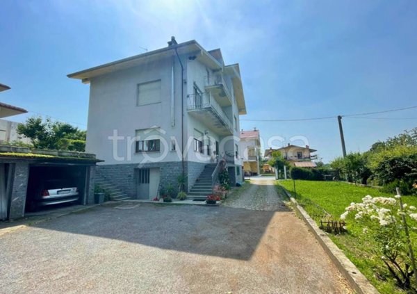 appartamento in vendita a Lesegno