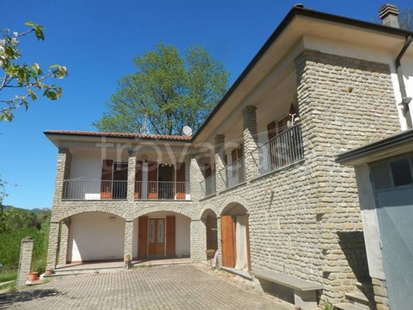 casa indipendente in vendita a Levice