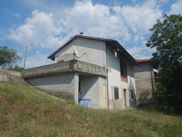 appartamento in vendita a Levice