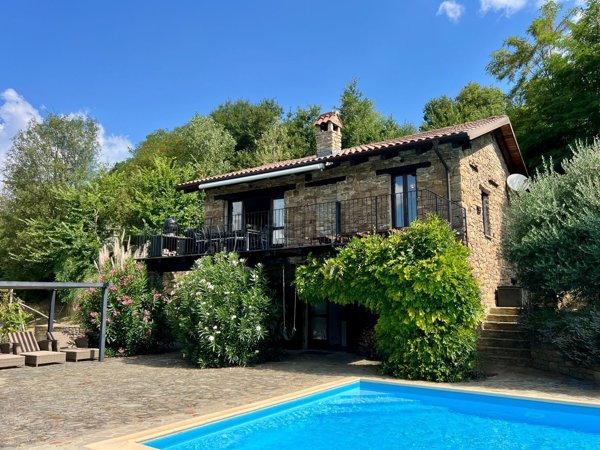 casale in vendita a Levice