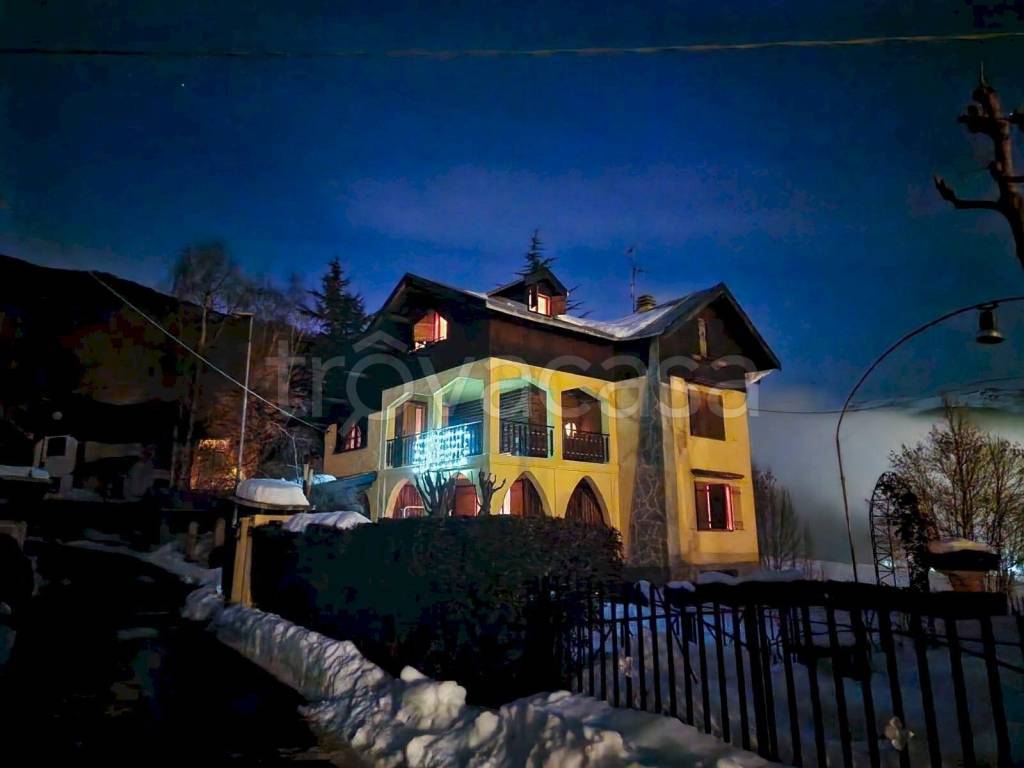 casa indipendente in vendita a Limone Piemonte in zona Panice
