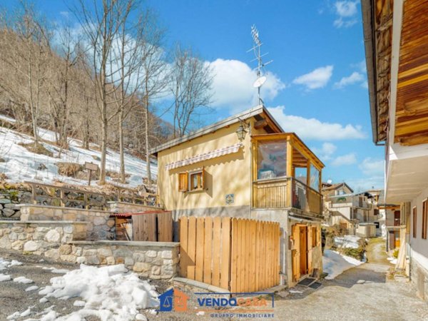 casa indipendente in vendita a Limone Piemonte in zona Limonetto