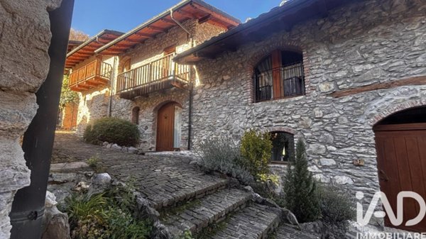casa indipendente in vendita a Limone Piemonte