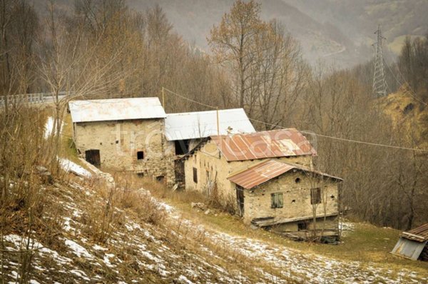 casa indipendente in vendita a Limone Piemonte