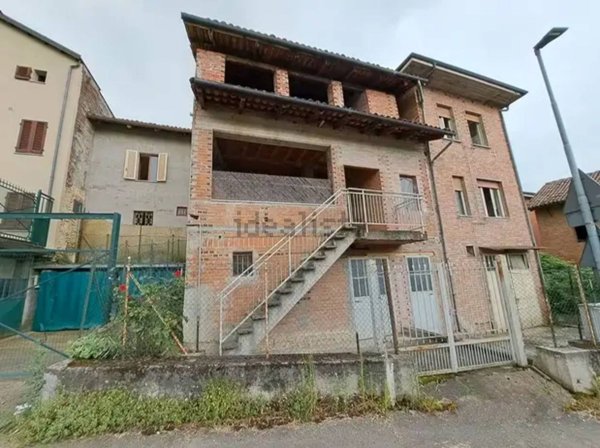 casa indipendente in vendita a Magliano Alfieri