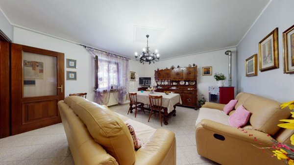 casa indipendente in vendita a Magliano Alfieri