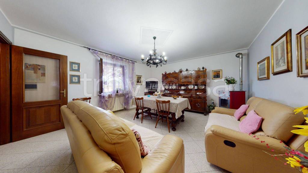 casa indipendente in vendita a Magliano Alfieri in zona Sant'Antonio