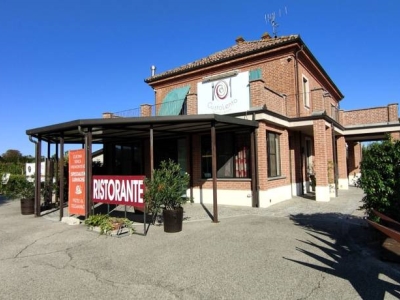 negozio in vendita a Magliano Alfieri