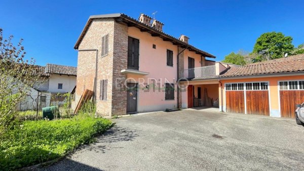 casa indipendente in vendita a Magliano Alfieri in zona Sant'Antonio