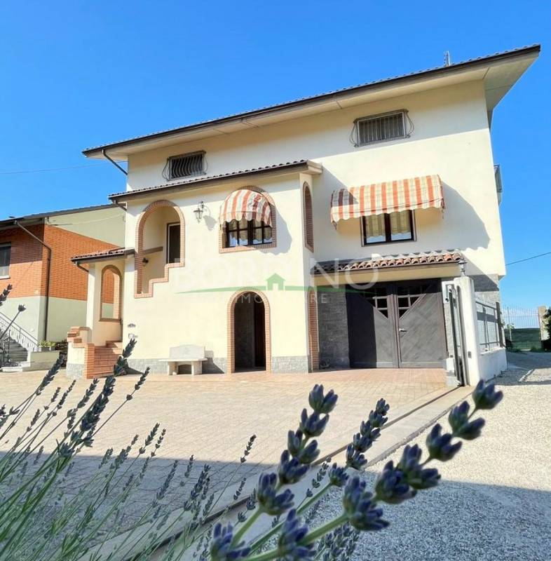 casa indipendente in vendita a Magliano Alfieri