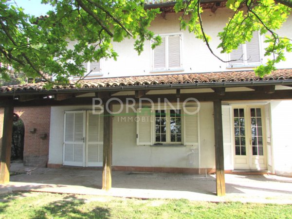 casa indipendente in vendita a Magliano Alfieri