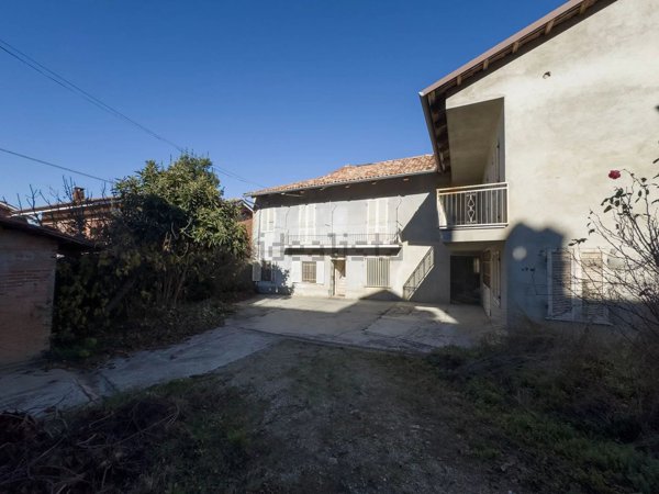 casa indipendente in vendita a Magliano Alfieri