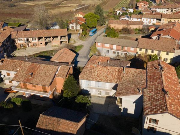 casa indipendente in vendita a Magliano Alfieri