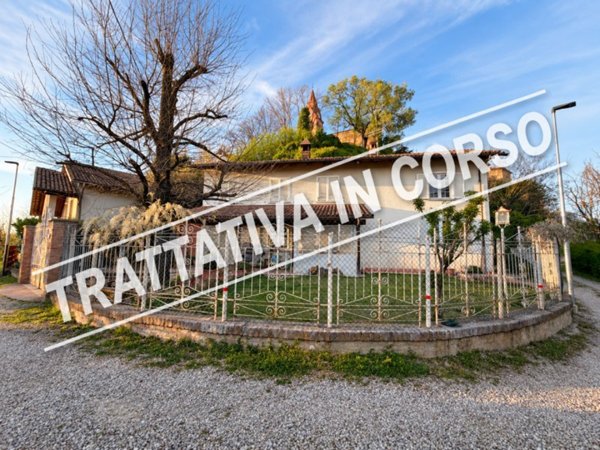 casa indipendente in vendita a Magliano Alfieri