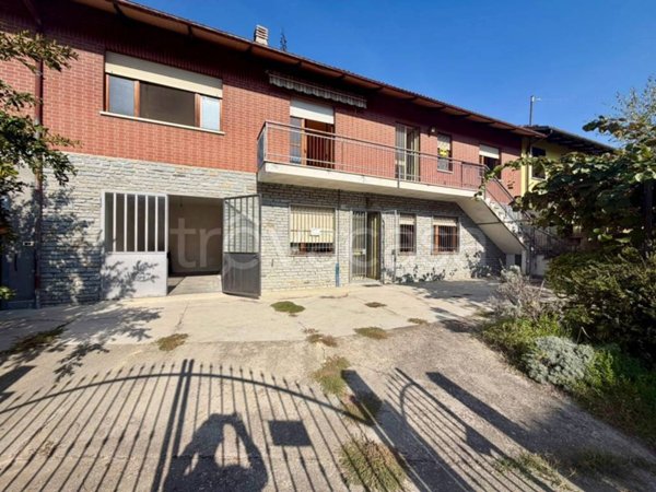 casa indipendente in vendita a Magliano Alfieri