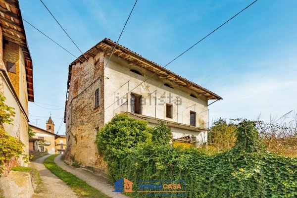 casa indipendente in vendita a Magliano Alpi