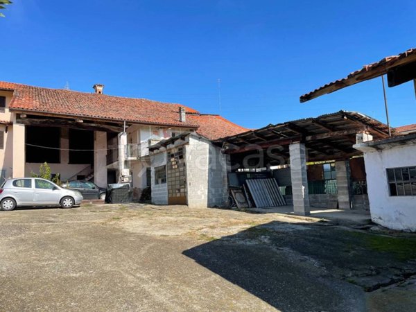 casa indipendente in vendita a Magliano Alpi